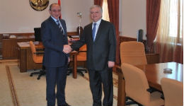 Արտգործնախարար Նալբանդյանն այցելել է Արցախ