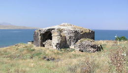 Վանա լճի կղզիներից մեկը կոչվում է Լիմ (լուսանկար)